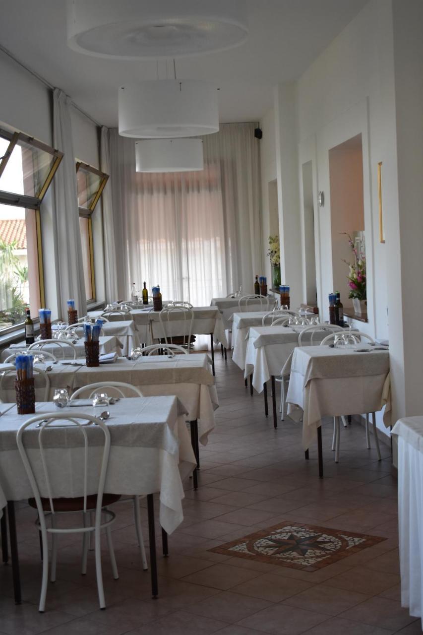 Hotel Garden Marina dʼMarina dʼAndora 외부 사진