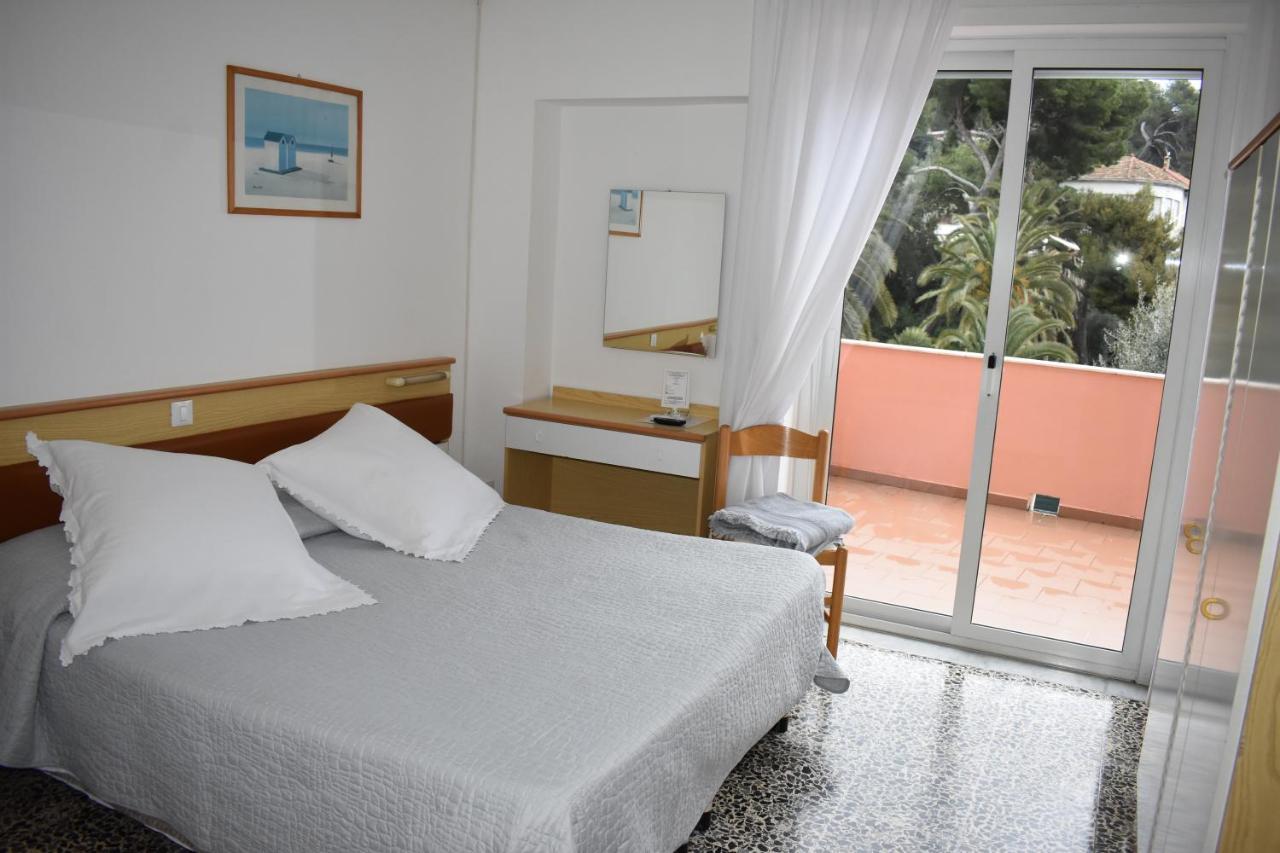 Hotel Garden Marina dʼMarina dʼAndora 외부 사진