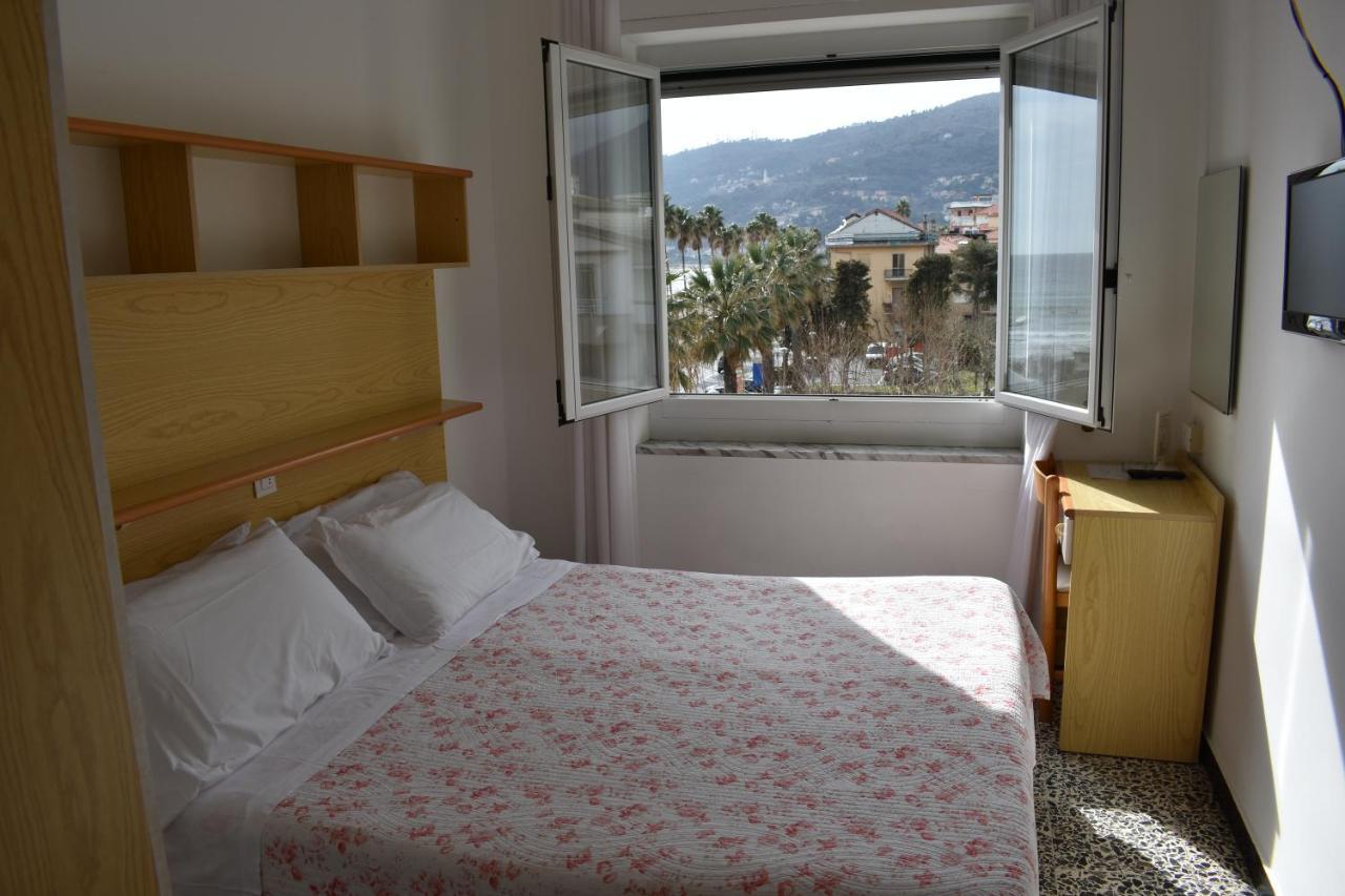 Hotel Garden Marina dʼMarina dʼAndora 외부 사진